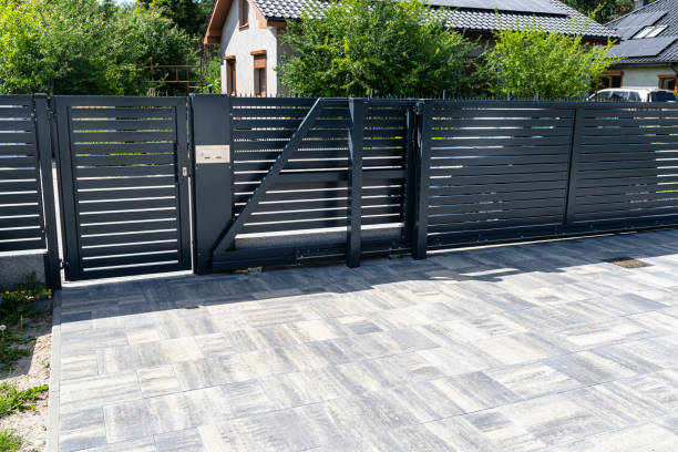Best Driveway Paving Contractor  in Republic, WA